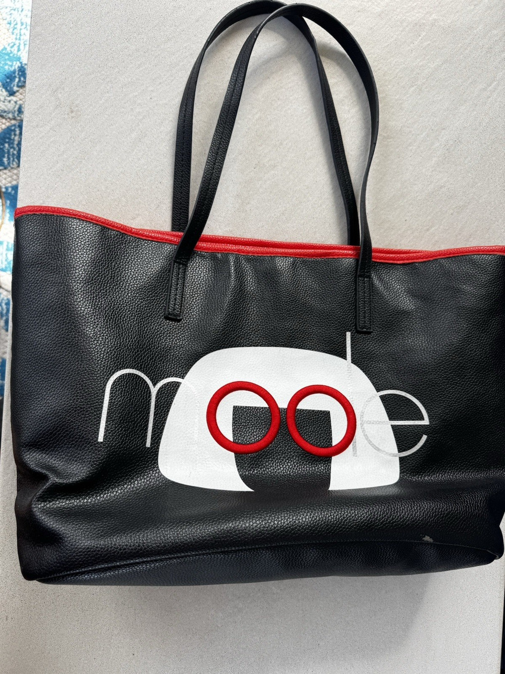 Disney Store Minnie Mouse "Mode" Iconic red black white Lg tote